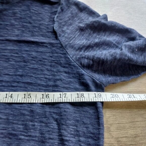 Chico's‎ Dark Blue Linen V Neck Long Sleeve Burnout Shirt Size Medium - Picture 6 of 7